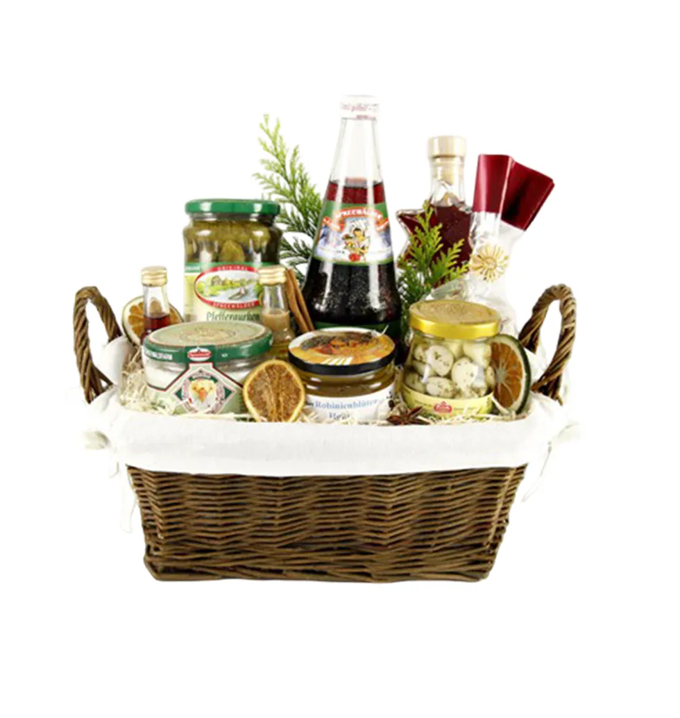 Spreewald Festive Treats Gift Basket
